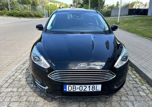 Ford Focus cena 38900 przebieg: 147000, rok produkcji 2015 z Wałbrzych małe 742